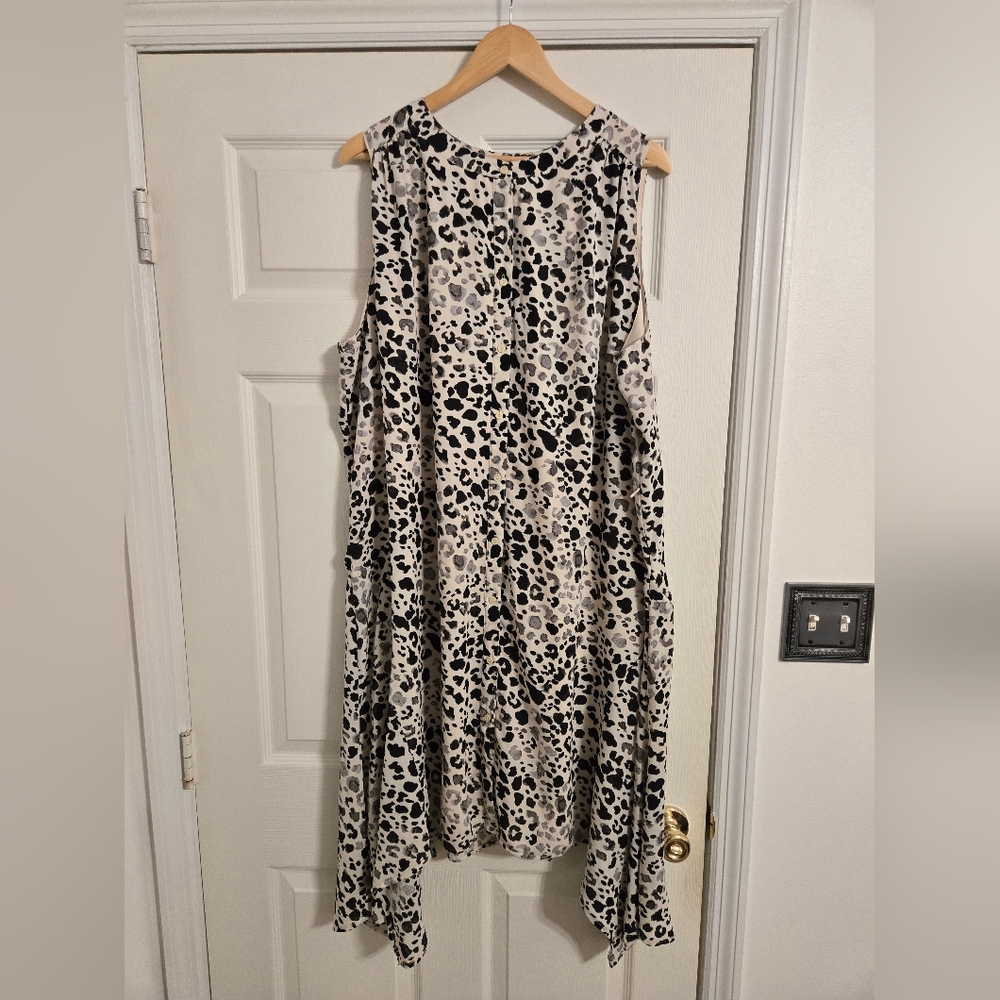 Lane Bryant beige black Leopard Print Sleeveless button front Dress size 22/24